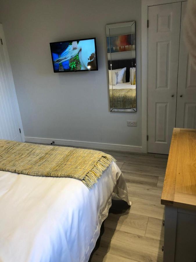 Thistledown Lodge! 5 Minutes From Beach! Free Cancellation! Хаверфордуэст Экстерьер фото