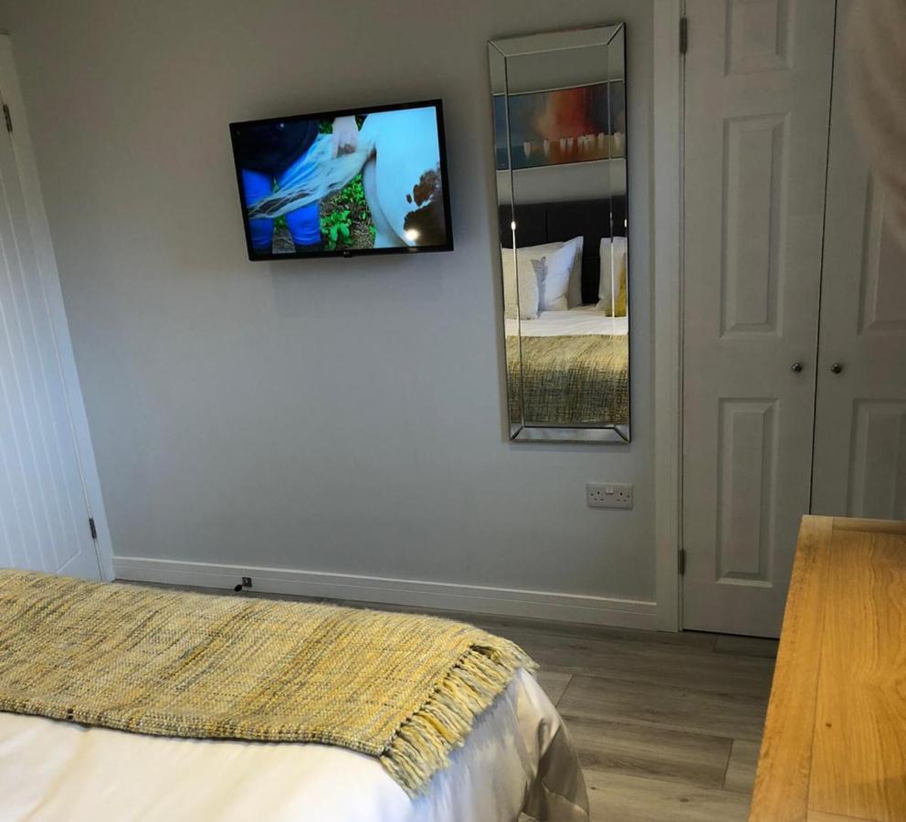Thistledown Lodge! 5 Minutes From Beach! Free Cancellation! Хаверфордуэст Экстерьер фото