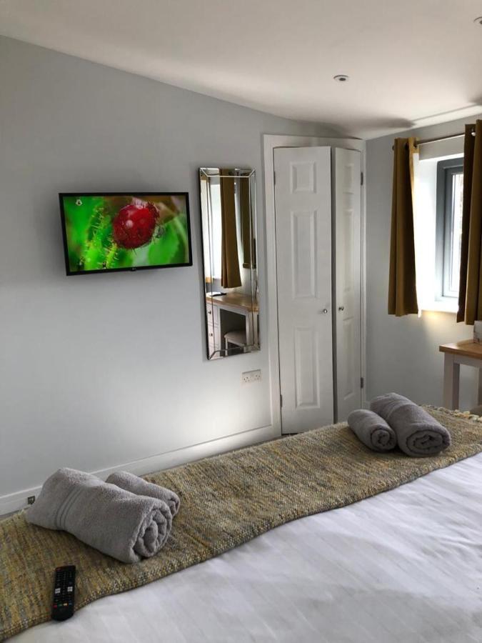 Thistledown Lodge! 5 Minutes From Beach! Free Cancellation! Хаверфордуэст Экстерьер фото